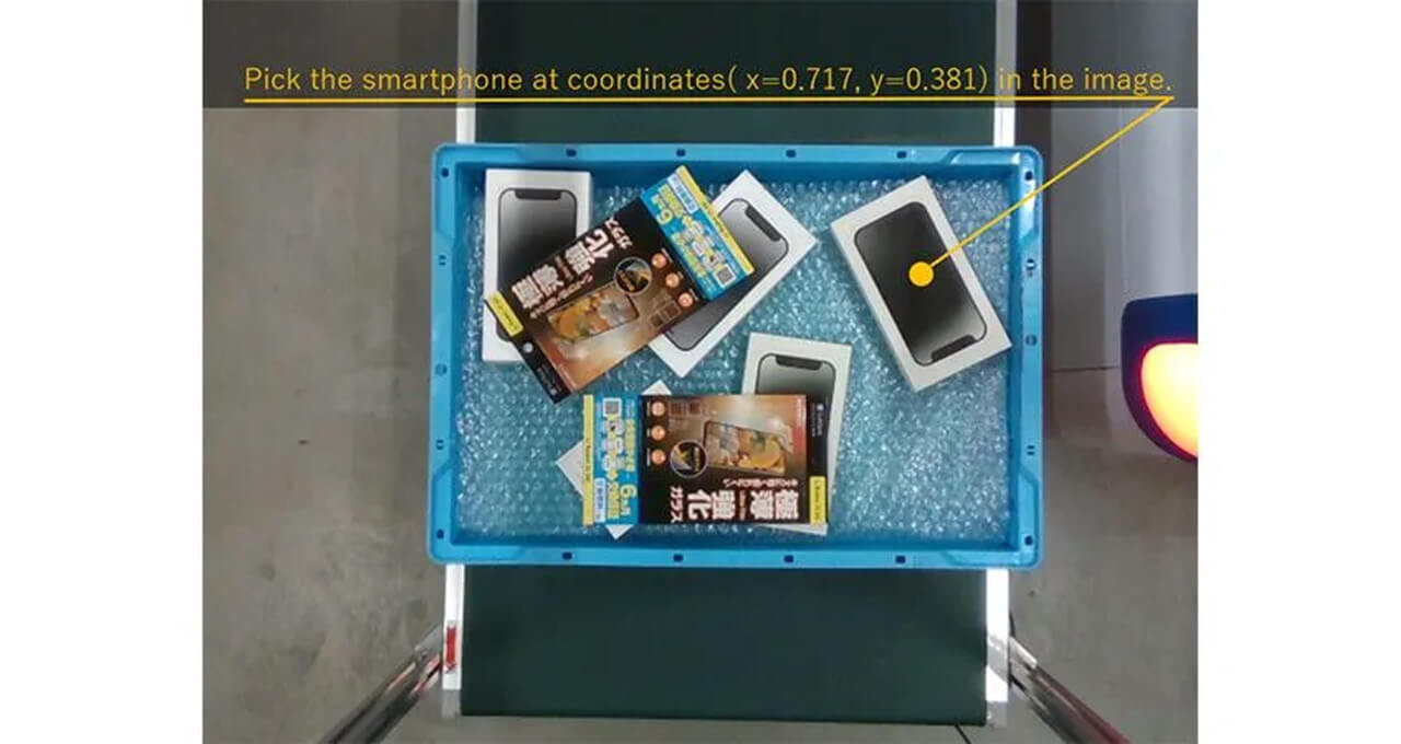 ソフトバンクと安川電機、物流倉庫でのフィジカルAI実稼働検証に成功 MECとロボットAIの連携で複雑な作業を自動化