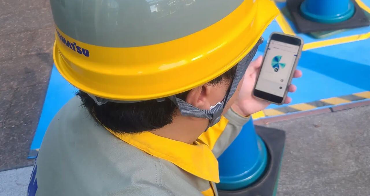 コマツ、SORABITO・イレブンラボと保守現場向け対話型音声AIの実証実験を開始