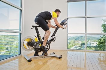 ブランディングジャパン、Googleストリートビュー連携で楽しむ話題のIoT製品　PRO-FORM　ツール・ド・フランス オフィシャル トレーニングバイク TdF5.0を新発売