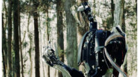 「生体模倣」で開発、メルティンMMIのアバターロボット「MELTANT-α」