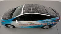 トヨタ・シャープ・NEDO、高効率太陽電池を搭載した電動車の公道走行実証を開始