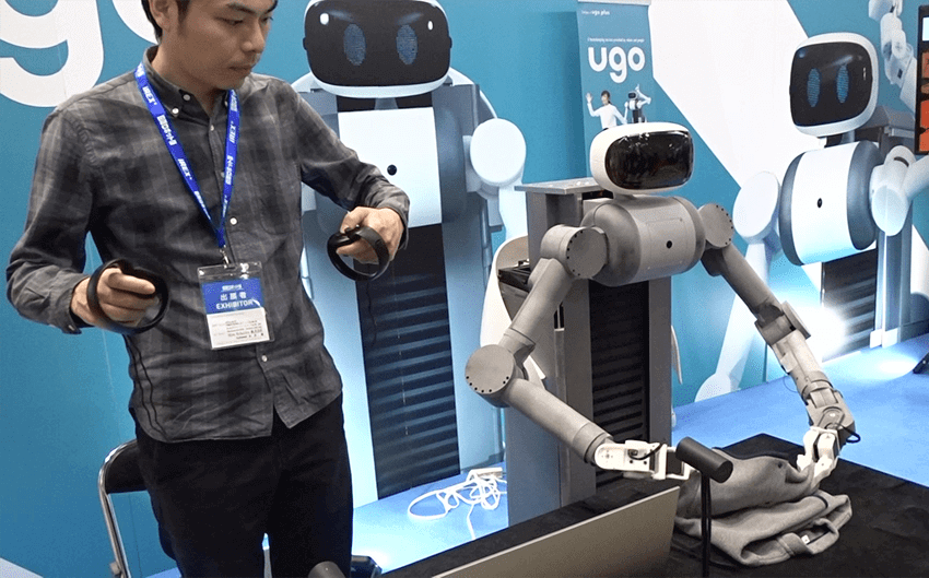 ロボットの遠隔操作で家事支援「ugo（ユーゴー）」