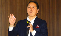 ソフトバンク、独居高齢者の生活を守る「みまもりサービス」を提供開始　「MaBeeeみまもり電池」の活用も　　