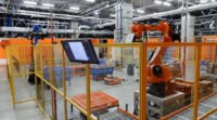 MUJIN、物流倉庫の完全自動化を促進するロボットセンターを公開