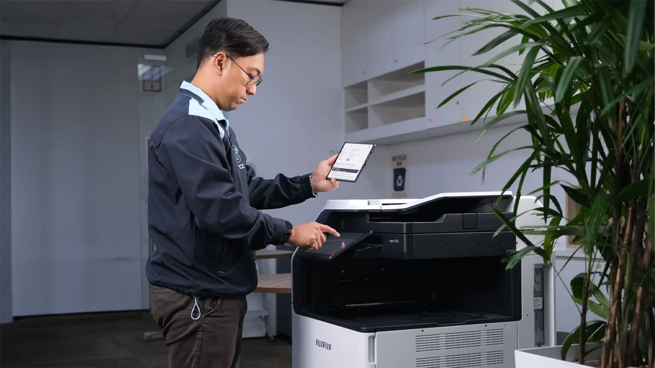 富士フイルムビジネスイノベーション、AI機能搭載の統合型保守支援プラットフォームを開発