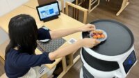 NECプラットフォームズ、注文から会計まで一連の店舗運営機能と配膳ロボットの連携を実現する飲食店向けサービスを提供開始