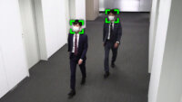 キヤノン、独自の顔認証エンジンとネットワークカメラで立ち止まらずに顔認証可能なソフトウェアを発売