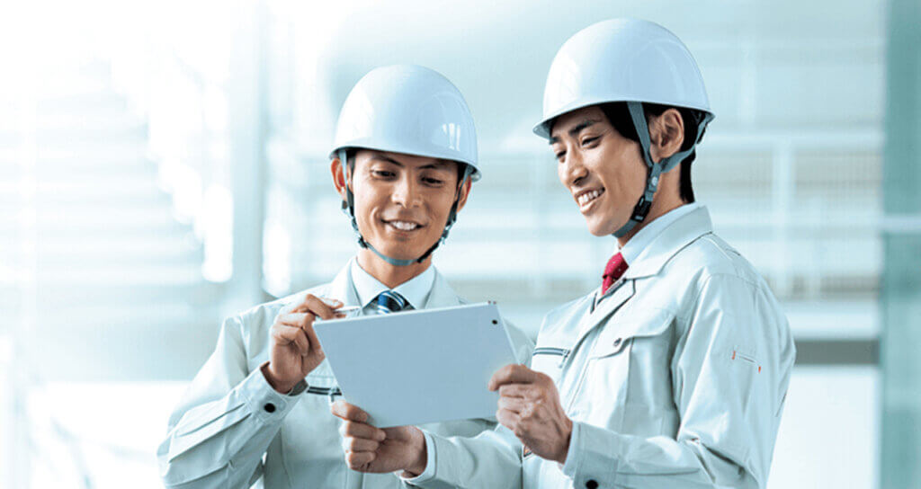 矢作建設工業とL is B、労災事例を自動配信する建設現場向け「AIあんぜん指示ボット」を共同開発