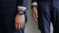 ミツフジ、SIM搭載・LTE通信機能付きウェアラブルデバイス「MITSUFUjI 03」を発売
