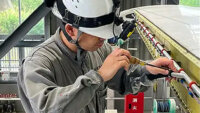 MRO Japan、航空機の整備現場に360台のウェアラブルカメラと5Gを導入