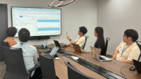 はこぶん、顧客の声データを解析し埋もれていたニーズや課題を見える化する「感情分析AI」を開発