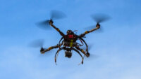 コア、ドローンの目視外点検見える化ソリューション「ChronoSky Eyes」を提供開始