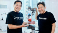 ブリヂストンとアセントロボティクスが提携し、ソフトロボットハンドとAIを組み合わせたロボットシステムを開発