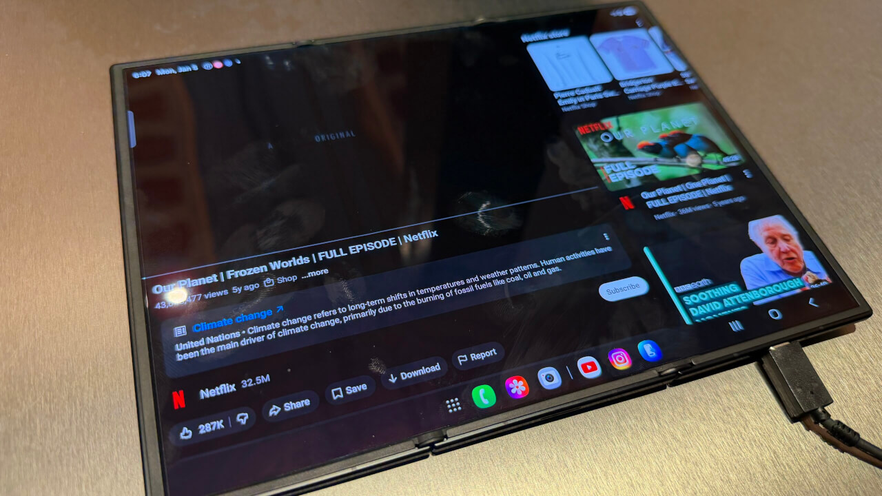 CES2026 サムスン　Galaxy Z TriFold