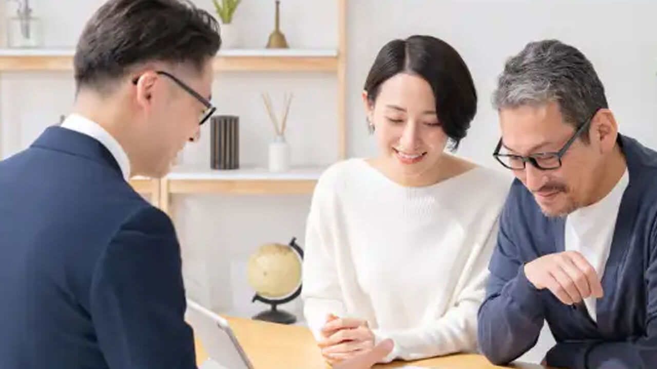 RevComm、店舗や窓口の対面会話をAIが記録・解析する「MiiTel for Retail」を発表