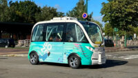マクニカと北海道岩見沢市、自動運転EVバスの公道走行実証などを実施