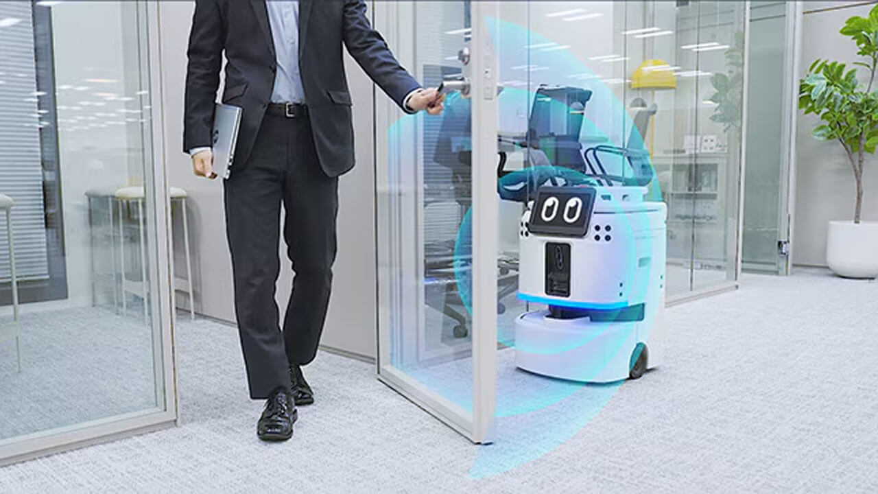 アイリスオーヤマ、完全内製のAI搭載DX清掃ロボット「JILBY」を発売