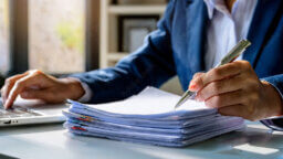 Dify×GASで契約書レビューからデータ蓄積・管理までを行う生成AIシステムの構築方法を解説